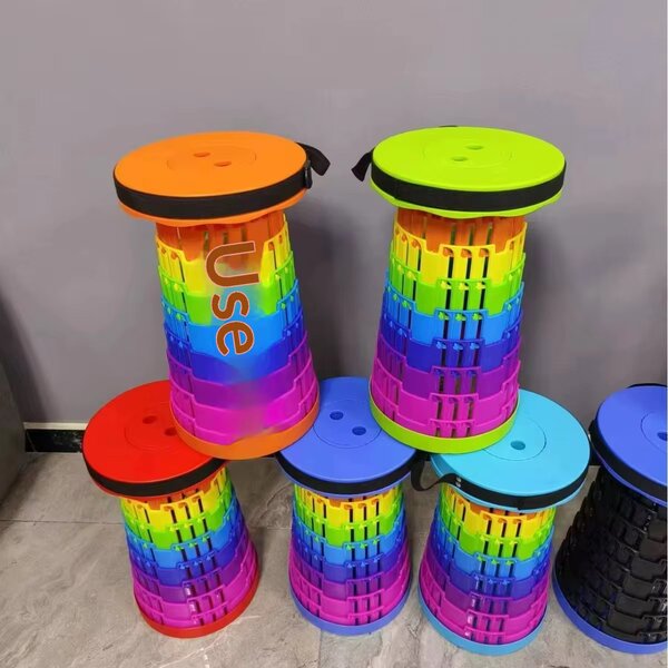 Tabouret télescopique pliable