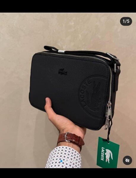 Pochette élégante noire en cuir