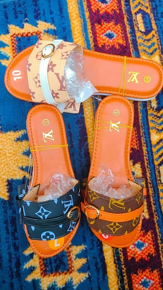 Sandales Louis Vuitton