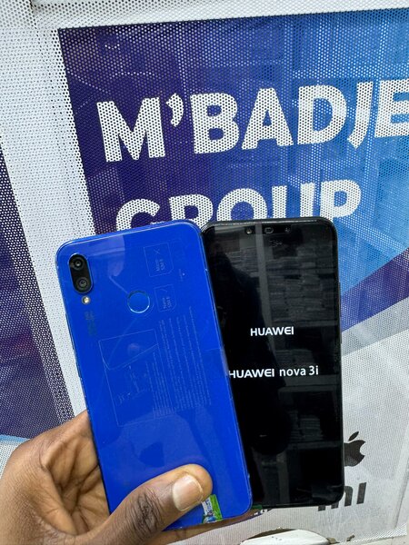 Huawei Nova 3i Smartphone