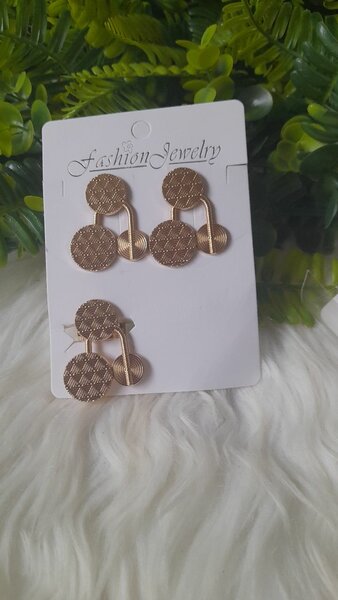 Boucles d'oreilles circulaires chic