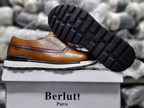 Chaussures en cuir Berluti