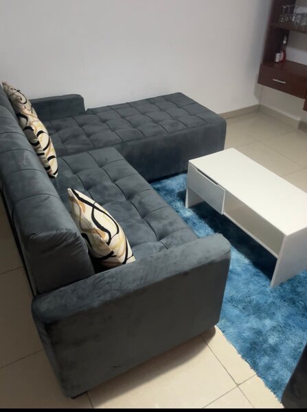 Canapé d'angle moderne gris