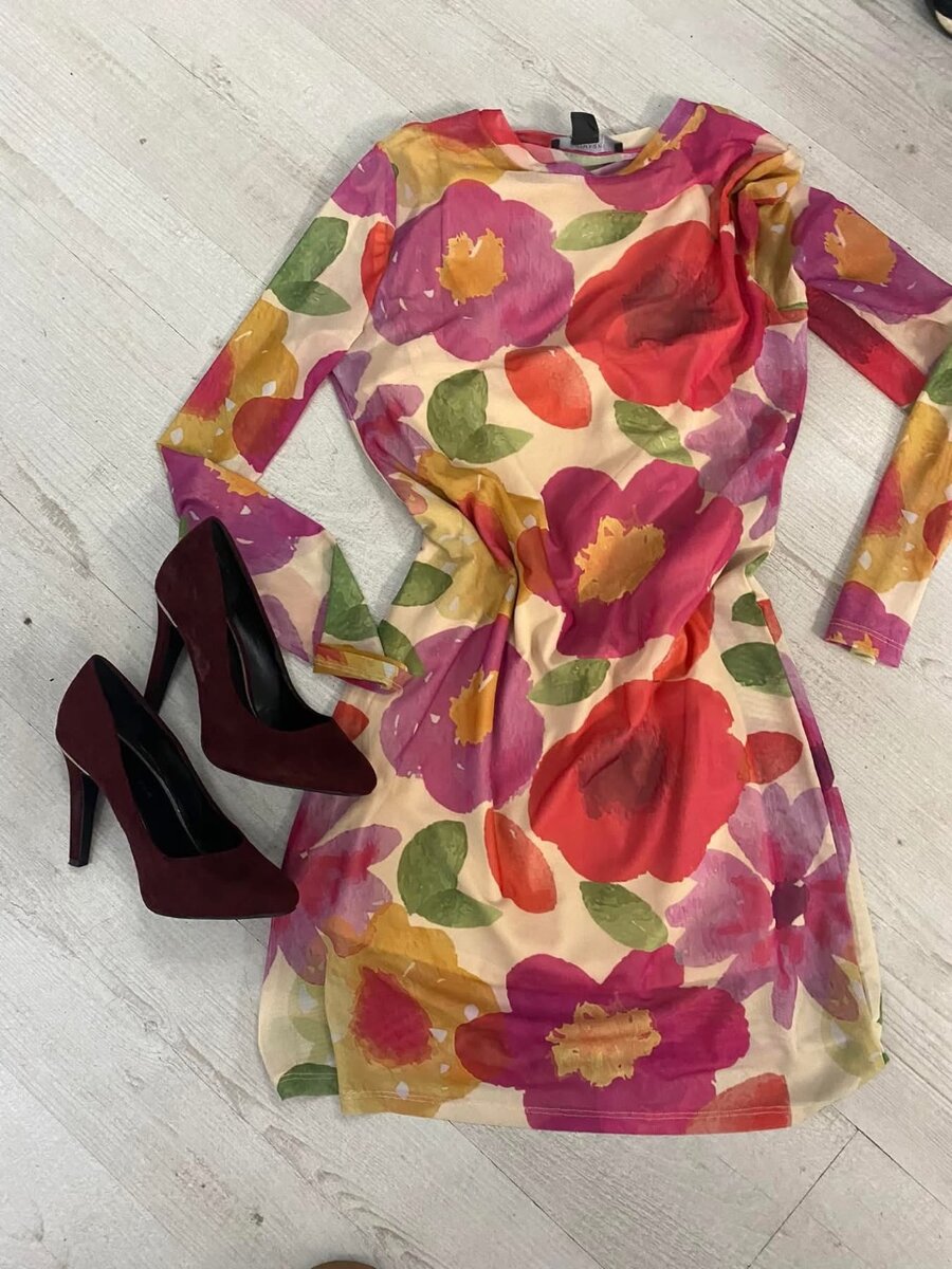 Robe transparente Fleurie