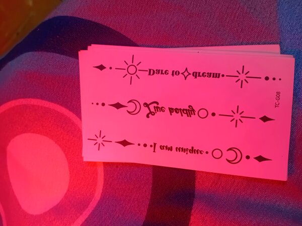 Tatouages temporaires designs artistiques