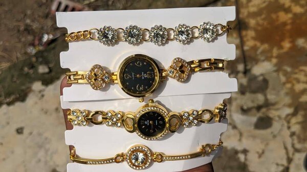 Ladies wrist watches