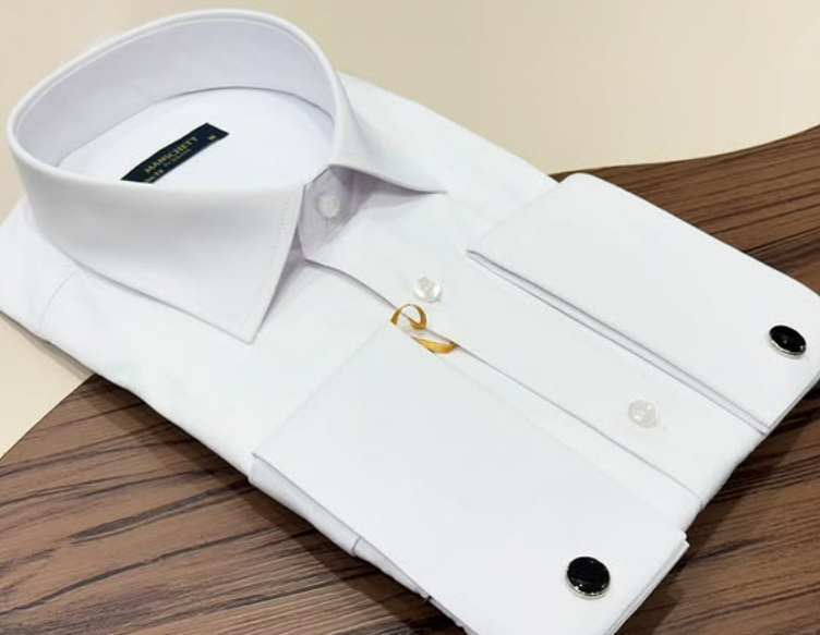 CLASSIC CUFFLINKS WHITE SHIRT