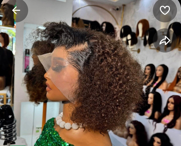 Perruque Bouclée en Dentelle