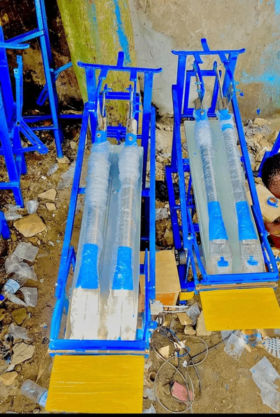 Machine à scier industrielle