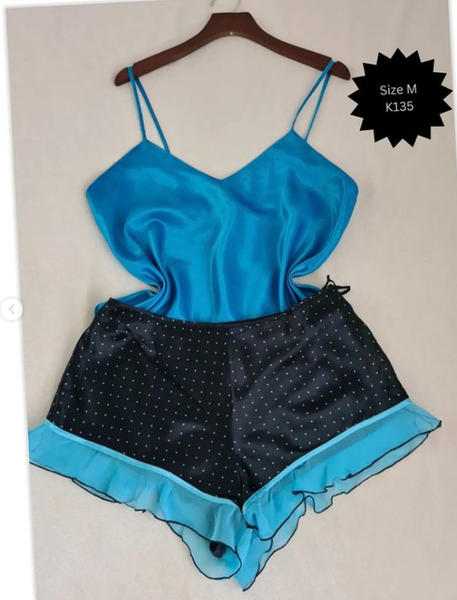 T-shirt and shorts blue