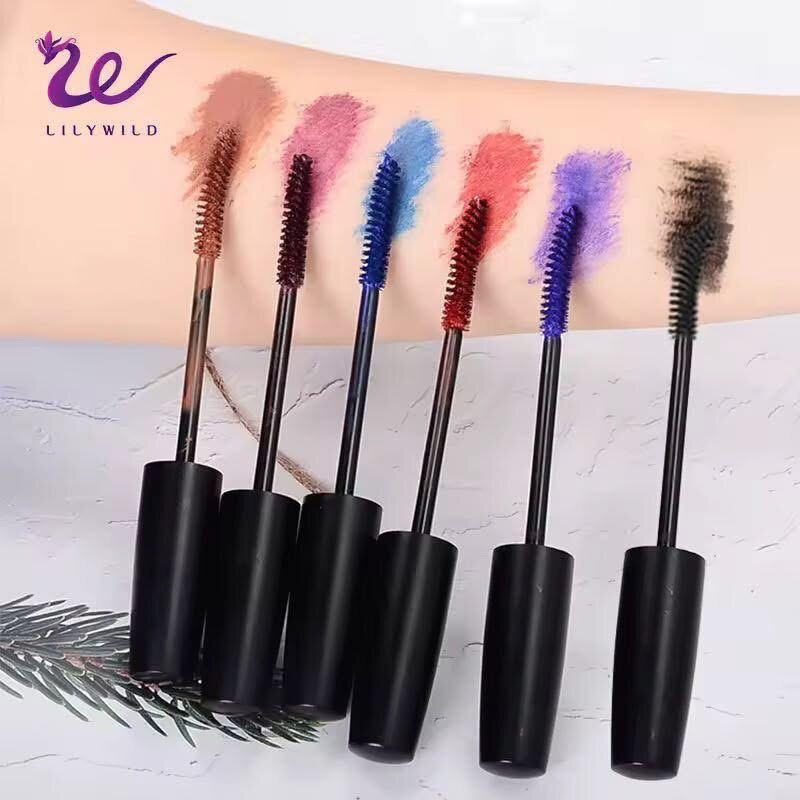 Mascara colorée longue tenue