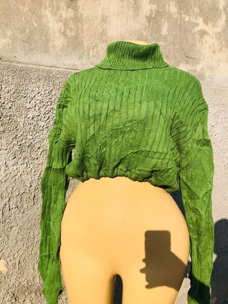  readily available polenecks