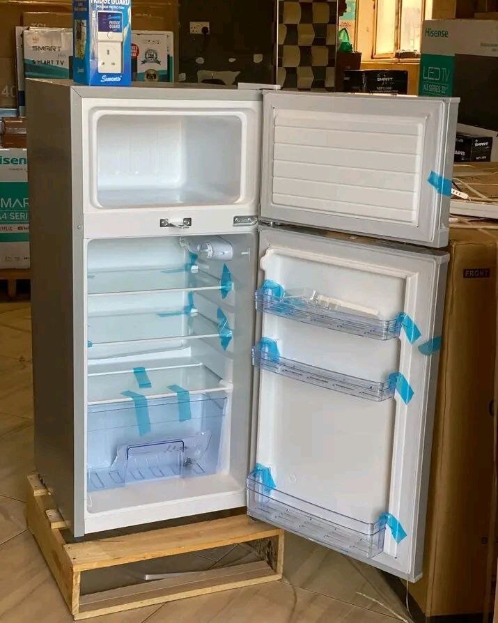 ADH TATBLE TOP REFRIGERATOR