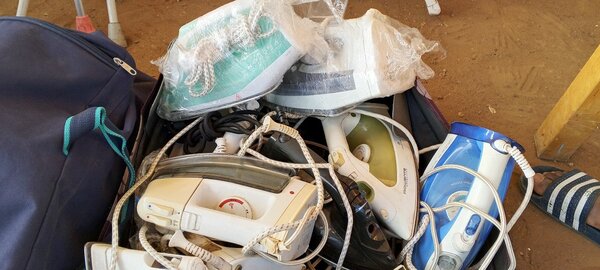 Lot de fers à repasser