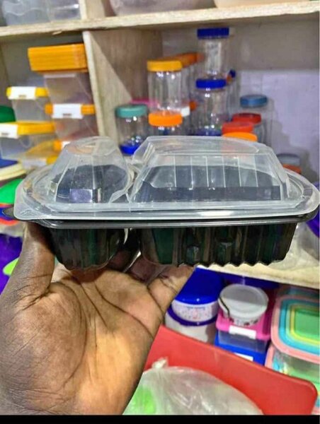 Boîte alimentaire jetable avec couvercle