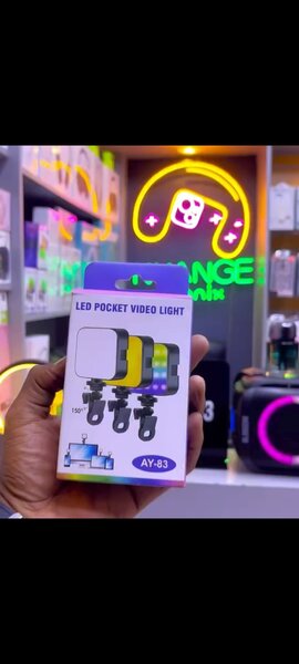 Lampe LED vidéo portable