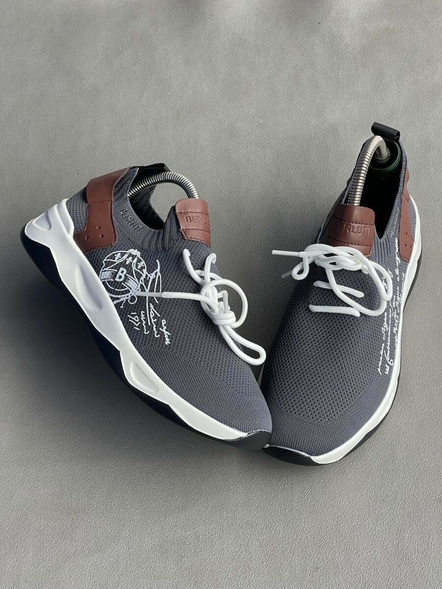 Chaussures de qualité avec carton