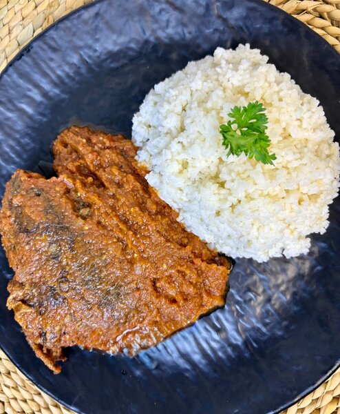 Sauce tomate et riz blanc