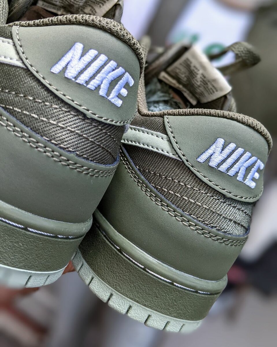Nike Dunk Low Retro Premium Oil Green