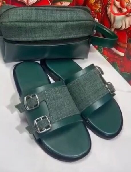 Sandales plates avec pochette