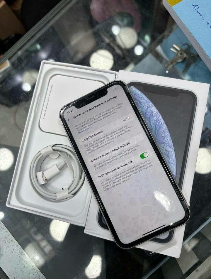 iPhone XR blanc 128 Go