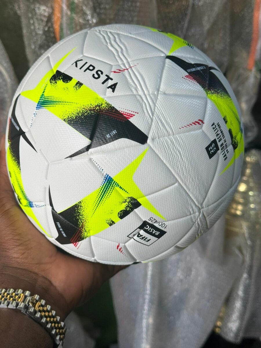 Ballon de volleyball Mikasa