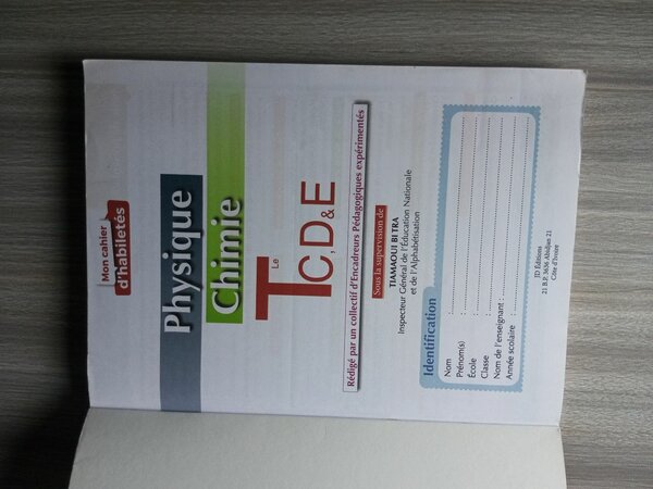 Livre Physique Chimie Tle