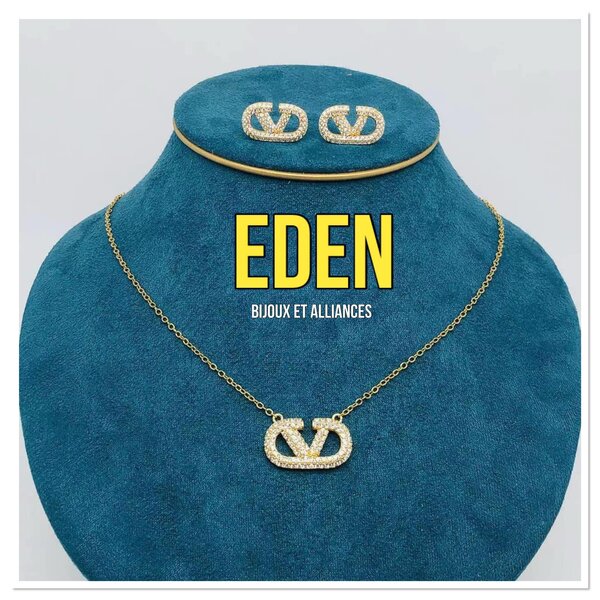 Chaîne plaquée or avec pendentif + boucles d'oreilles