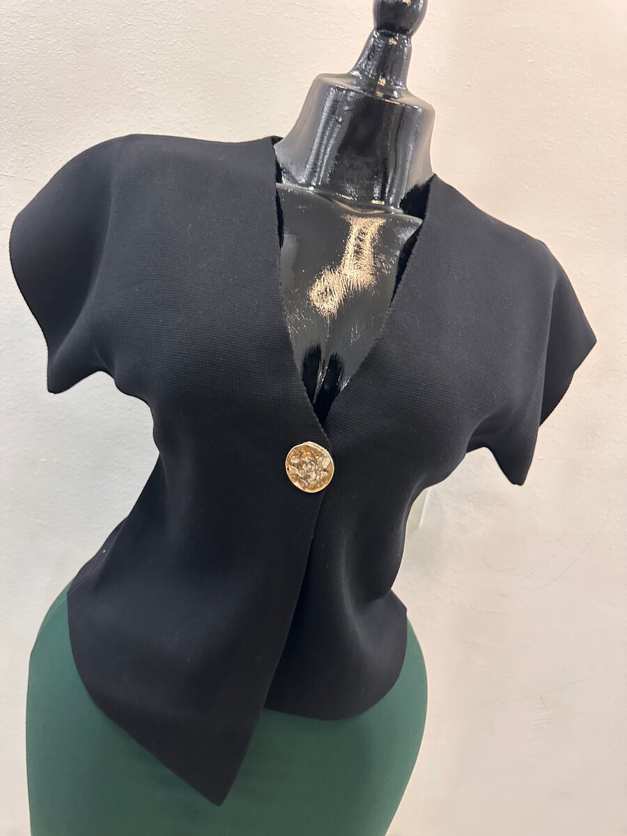 Veste noire élégante femme