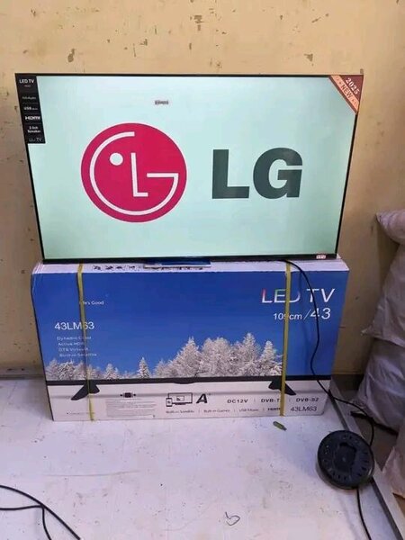 Téléviseur LG Smart TV 43"