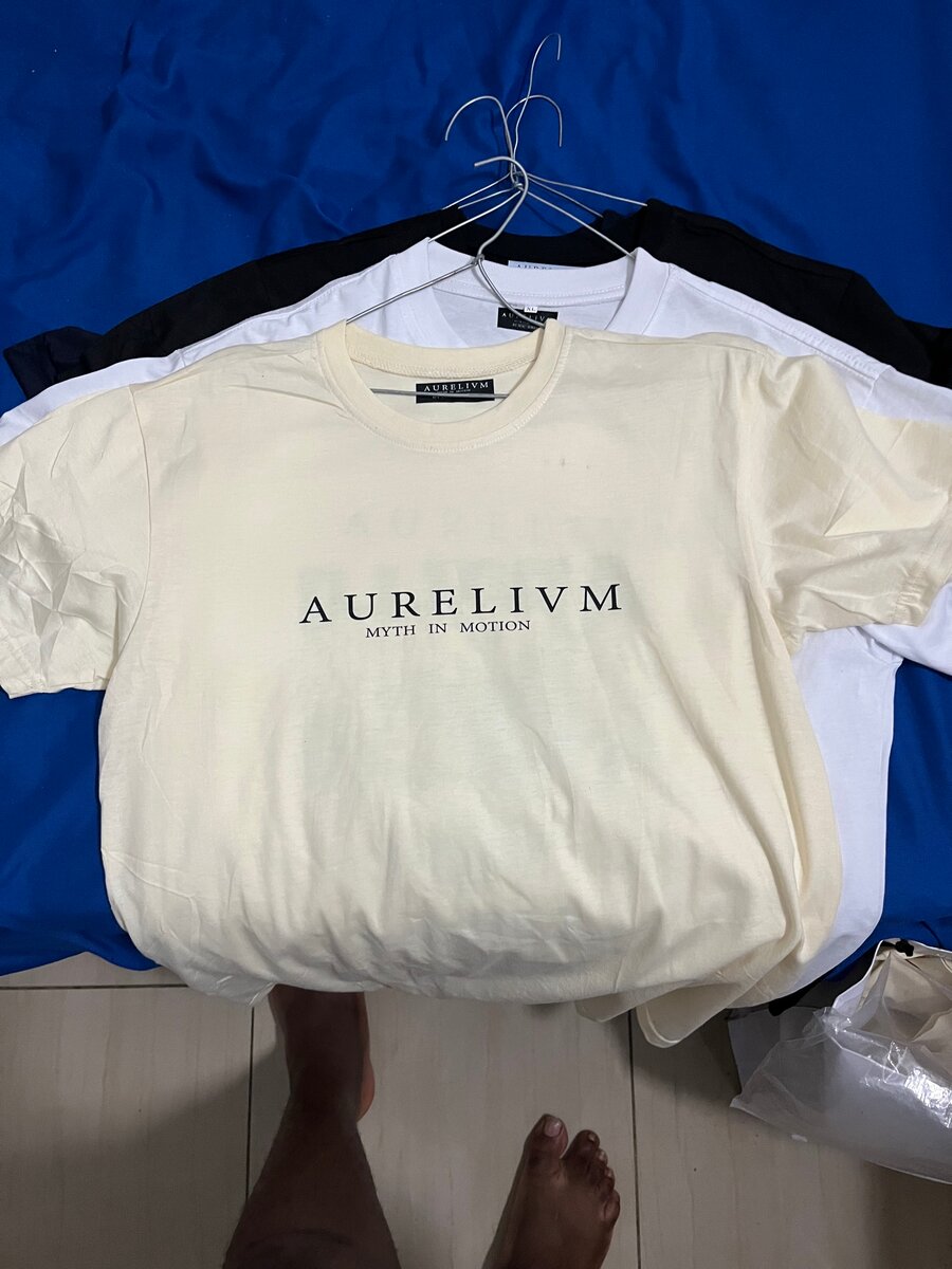 T-shirts "AURELIVM"