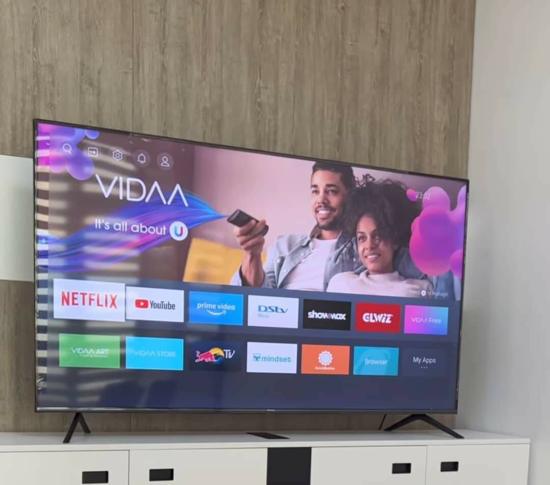 75" Hisence Smart tv