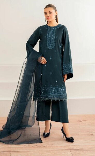 3 piece suit lawn
