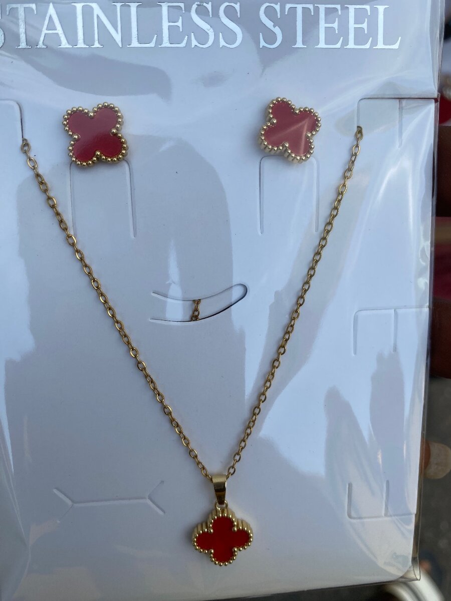 Vanclet set necklace