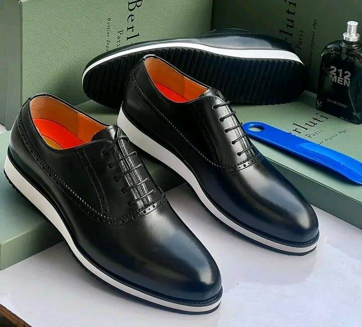 Chaussures habillées en cuir