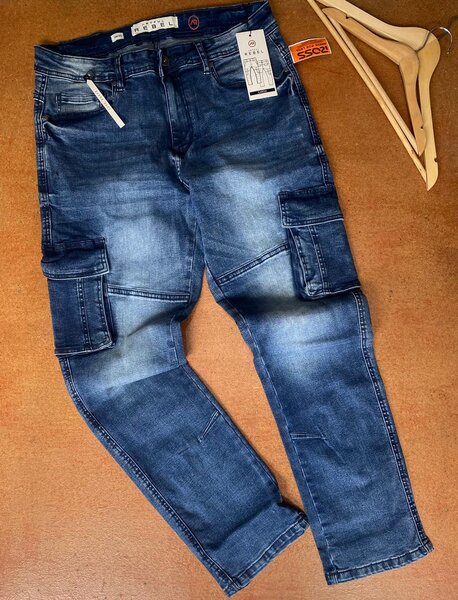 Pull&Bear Cargo Jeans 