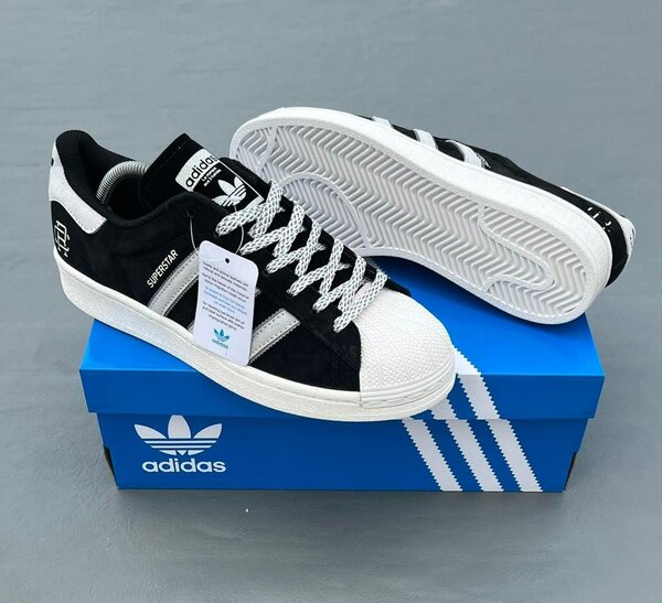 Adidas Superstar