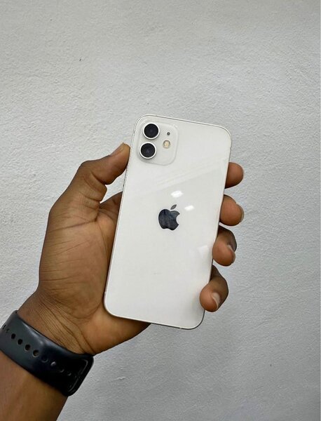 iPhone 12 - Téléphone Apple Reconditionné