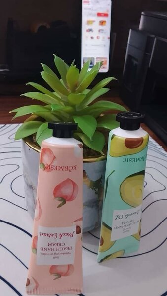 Crème pour les mains parfumée