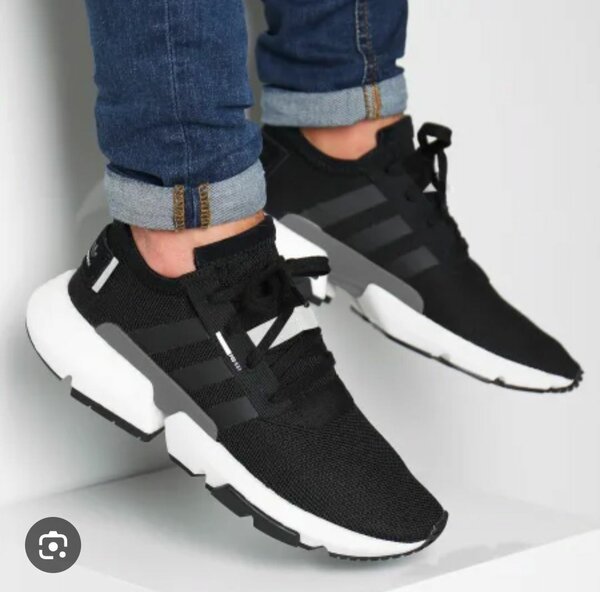 Baskets noires homme Adidas