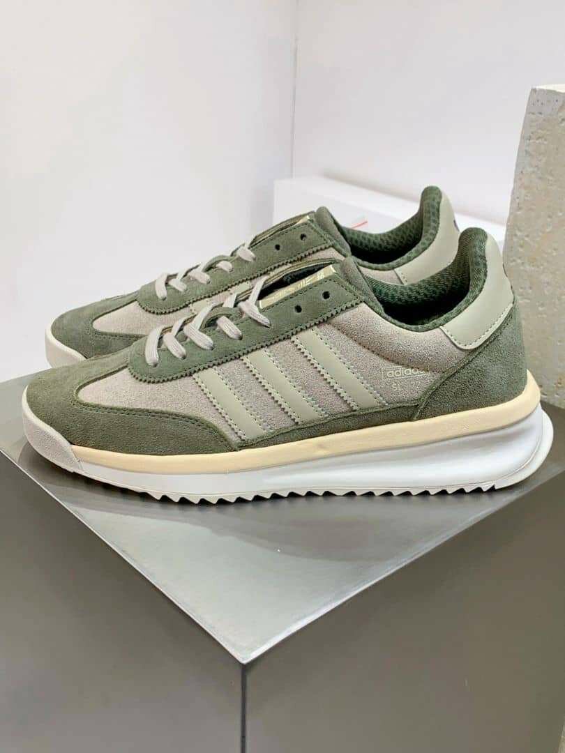 Adidas sl 72