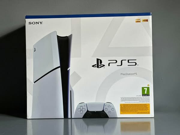 PLAYSTATION 5 SLIM BRAND NEW 