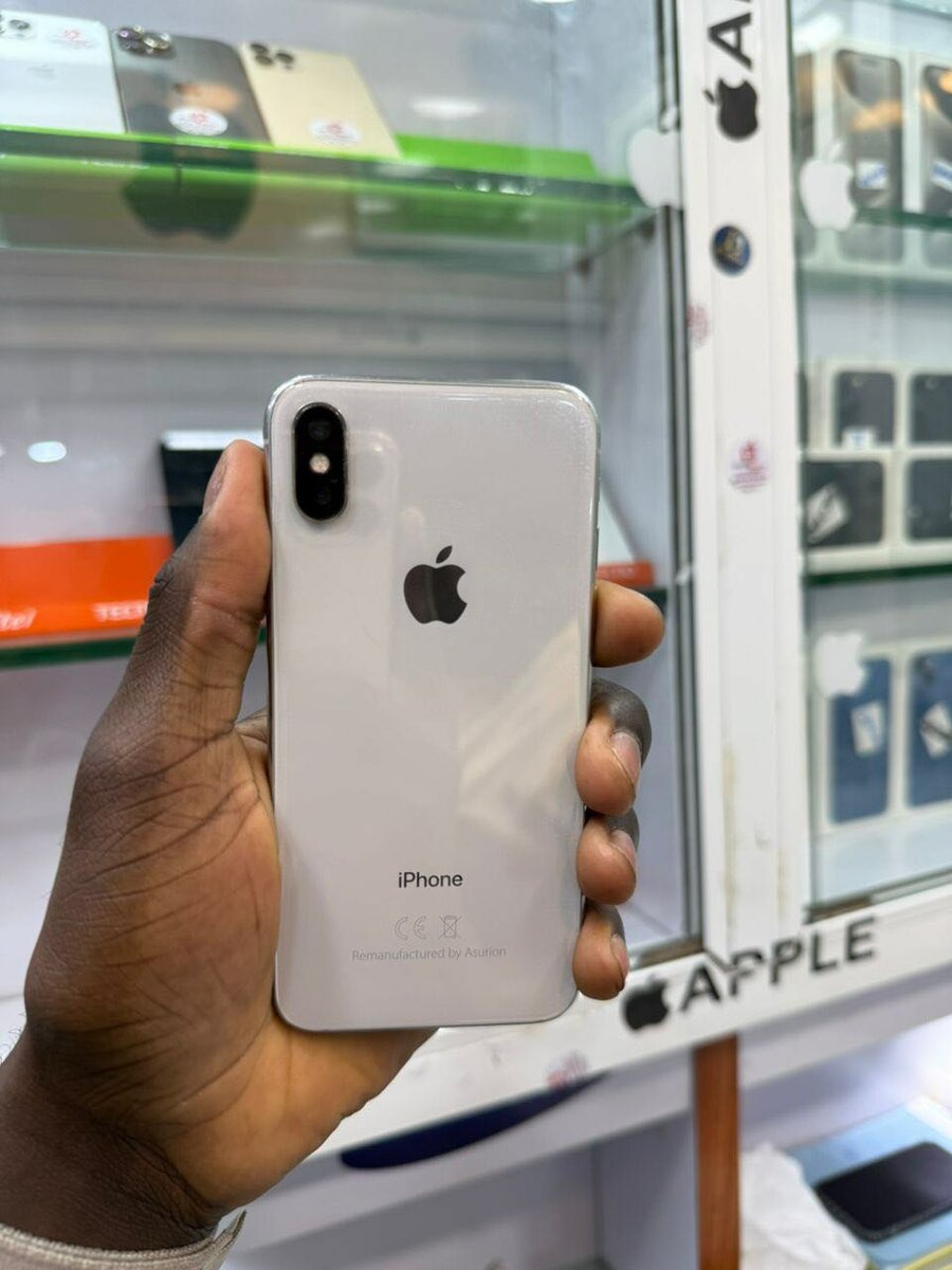 iPhone X 64Go sans Face ID