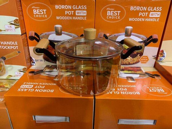 Borosilicate cooking pot