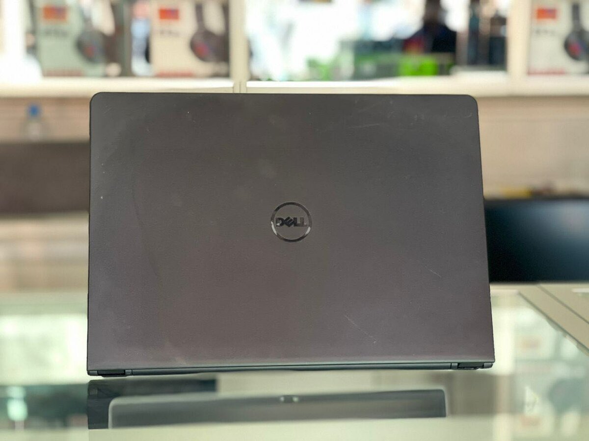 DELL  LAPTOP