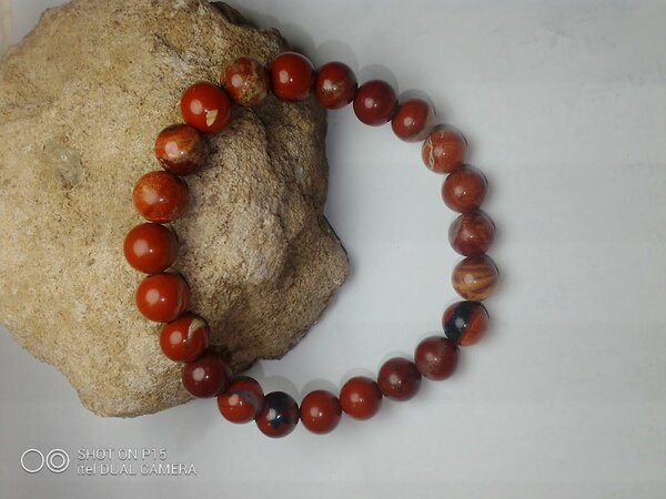 Bracelet en pierre jaspe rouge