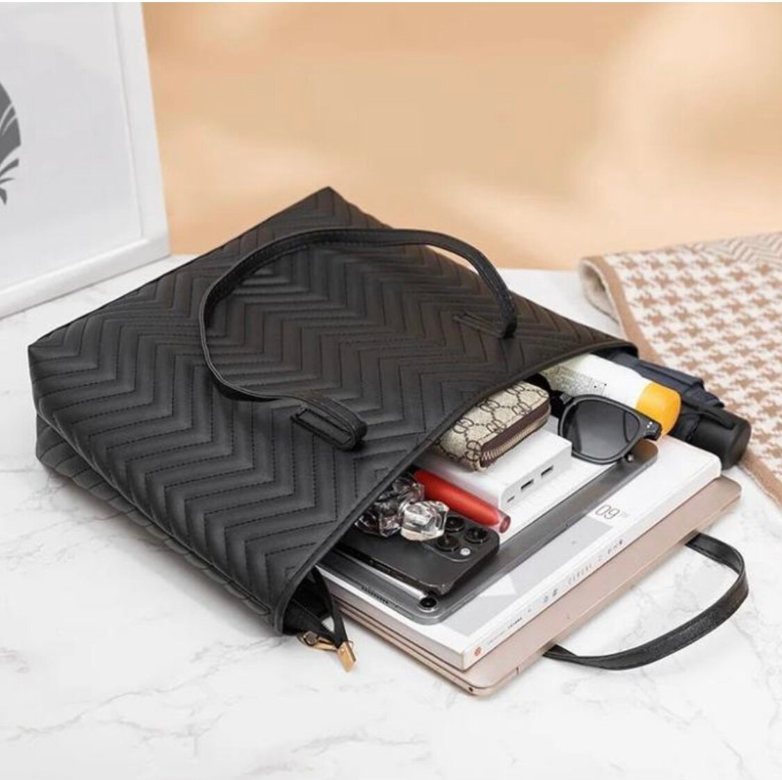 Sac cabas élégant noir