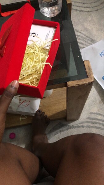 Coffret cadeau rouge élégant