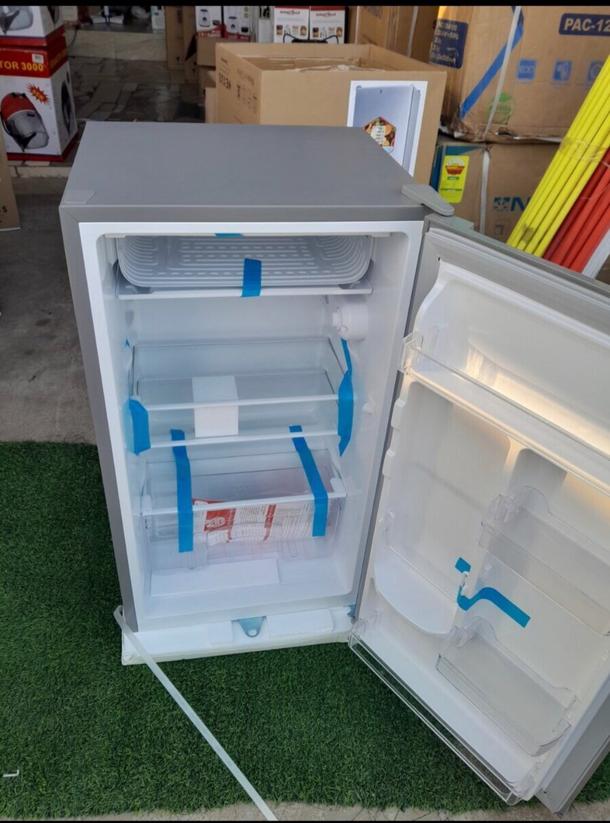 Mitsui table top fridge