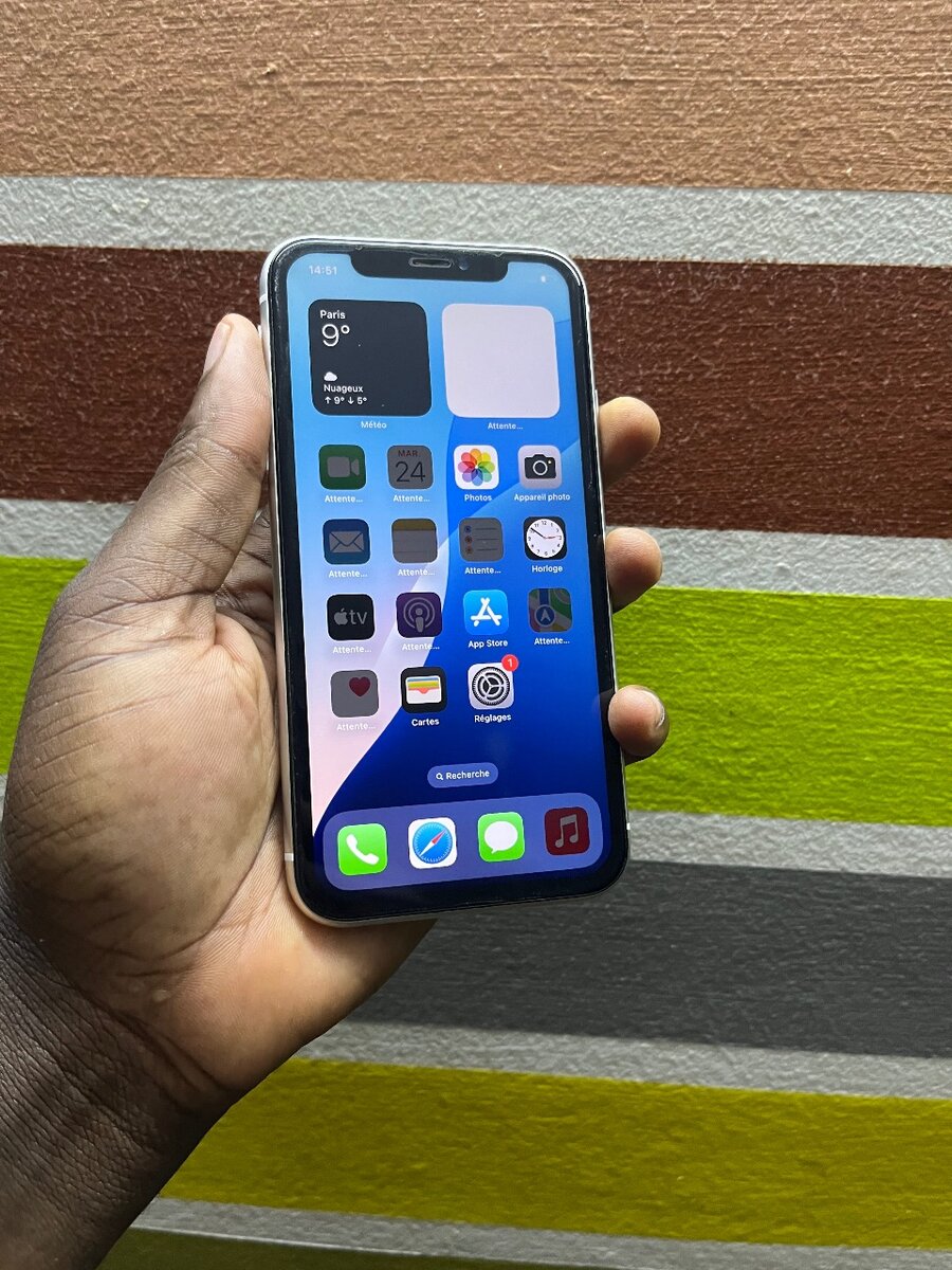 iPhone XR